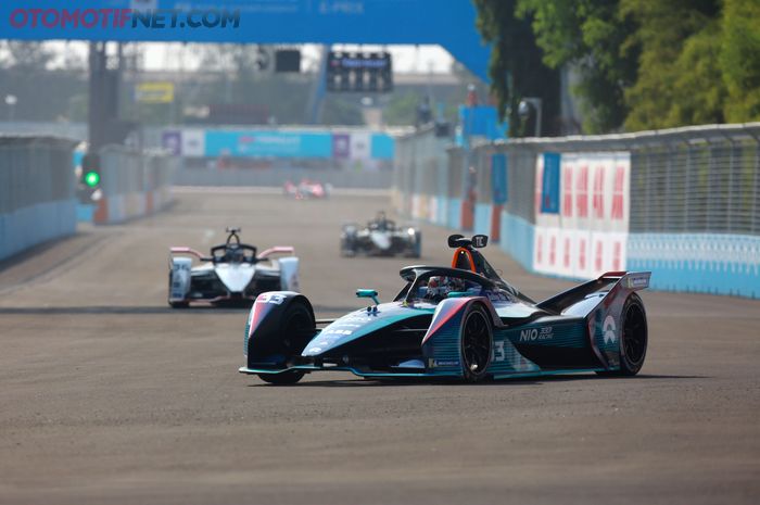 Aksi Para Pembalap Formula E pada sesi free parctice