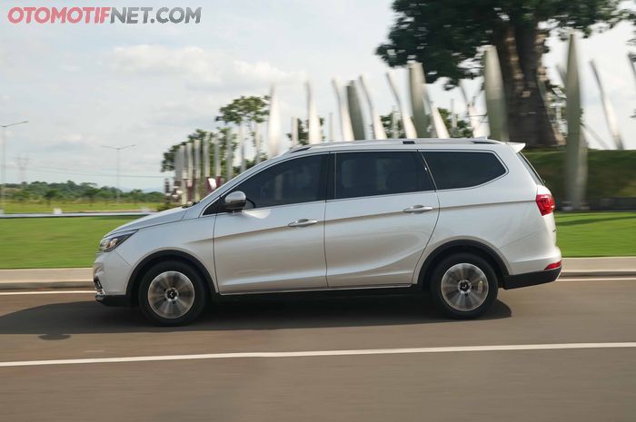 Wuling New Cortez 2022