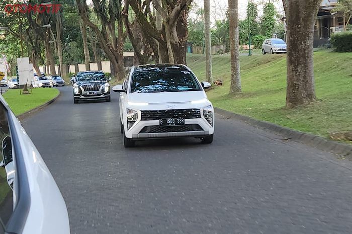 Hyundai Stargazer Prime saat dijajal awak media dari Surabaya menuju Malang, Jawa Timur (31/8/2022)