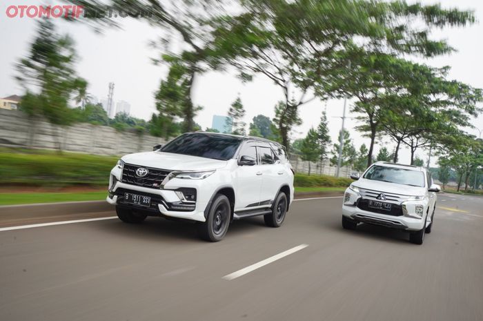 Komparasi mobil Toyota Fortuner 2.8 4x4 VS Mitsubishi Pajero Sport 4x4