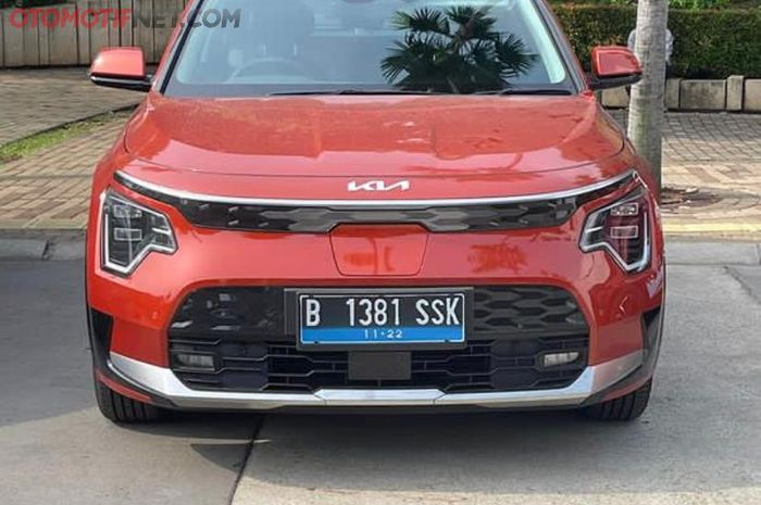 Kia Niro mobil full listrik sebagai kendaraan timer Jakarta Marathon 2022