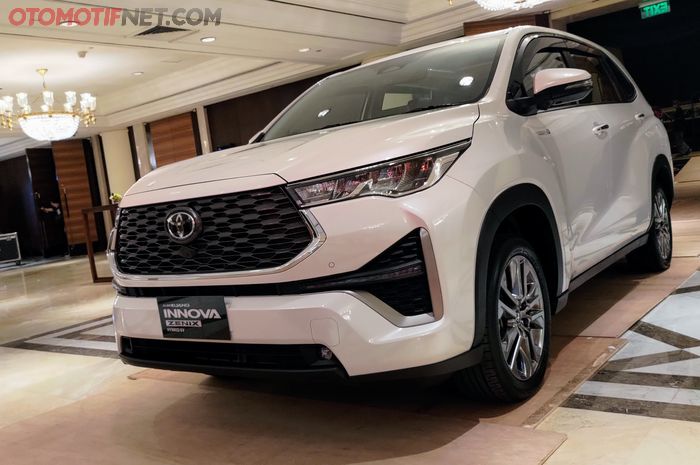 Inilah arti kata Zenix pada Toyota Kijang Innova Hybrid