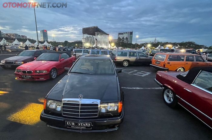 Ratusan mobil retro ramaikan Auto Kultur Indonesia 2022