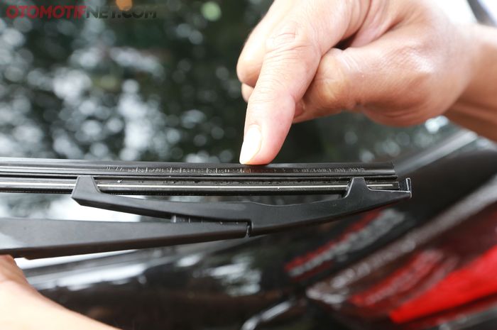 Begini cara yang benar merawat wiper mobil bekas (foto ilustrasi)
