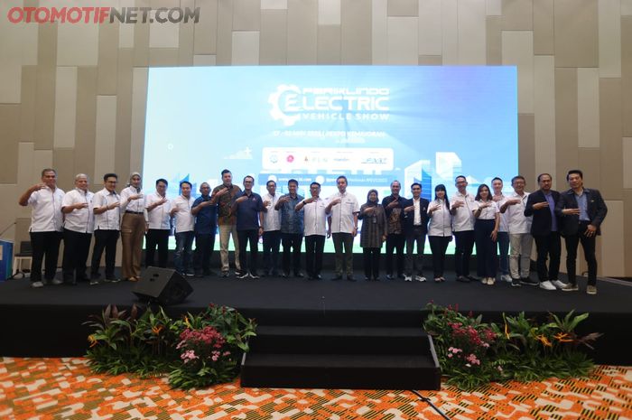 PERIKLINDO Electric Vehicle Show akan berlangsung di JIExpo Kemayoran pada 17-21 Mei 2023.