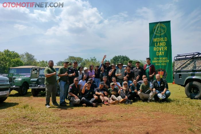 Para anggota Land Rover Club Indonesia (LRCI) saat menggelar halal bihalal di Buperta Cibubur, Jaktim, Minggu (14/5/2023)