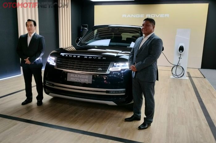 Range Rover PHEV resmi diluncurkan di Range Rover Boutique di Plaza Indonesia