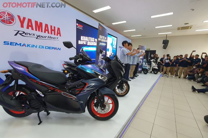 Yamaha luncurkan skutik Maxi dan Classy Lite Version