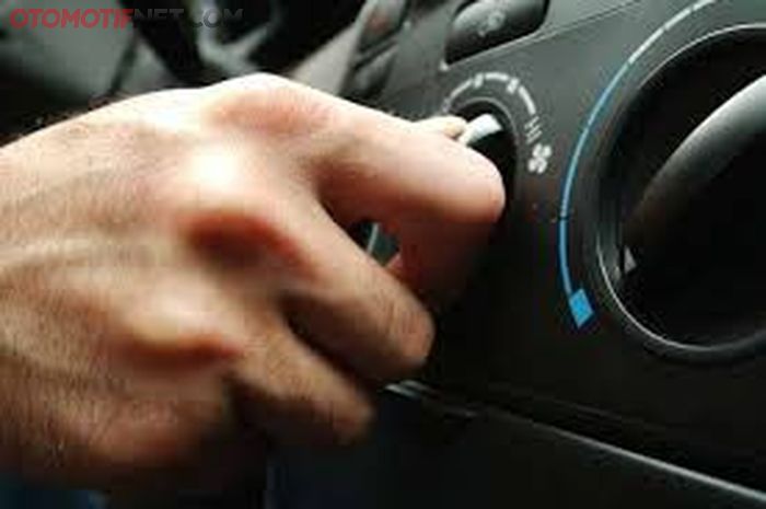 Ilustrasi AC mobil diesel atau bensin panas walau sudah nyala (foto ilustrasi)