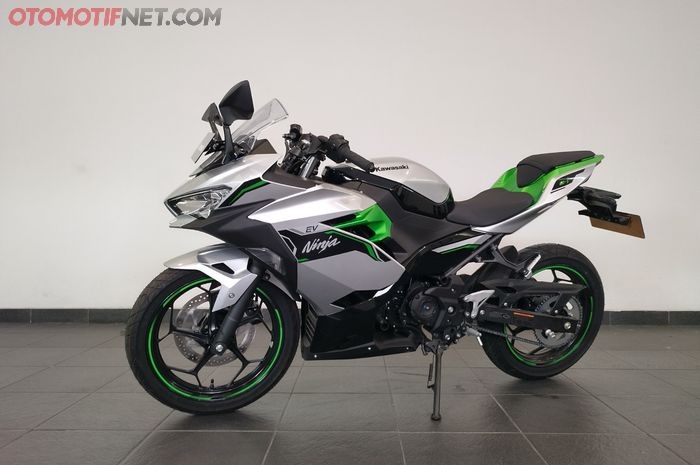 Kawasaki Ninja E-1 2026
