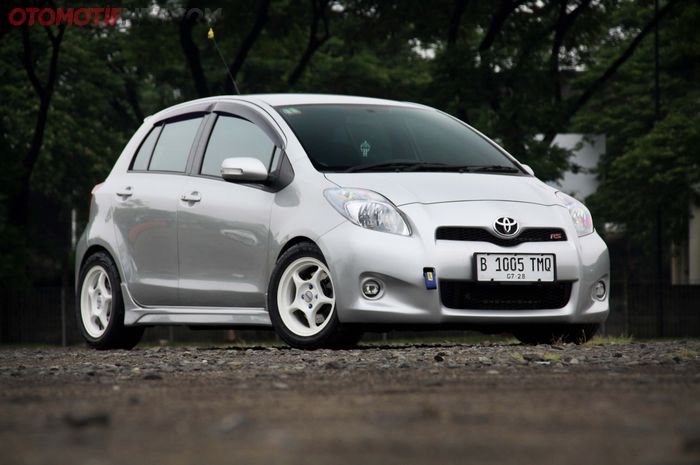 Modifikasi Toyota Yaris S Limited 2012 bergaya Toyota Vitz JDM