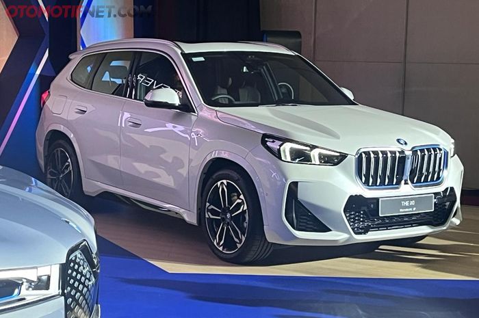 Mobil listrik BMW iX1 resmi diluncurkan 
