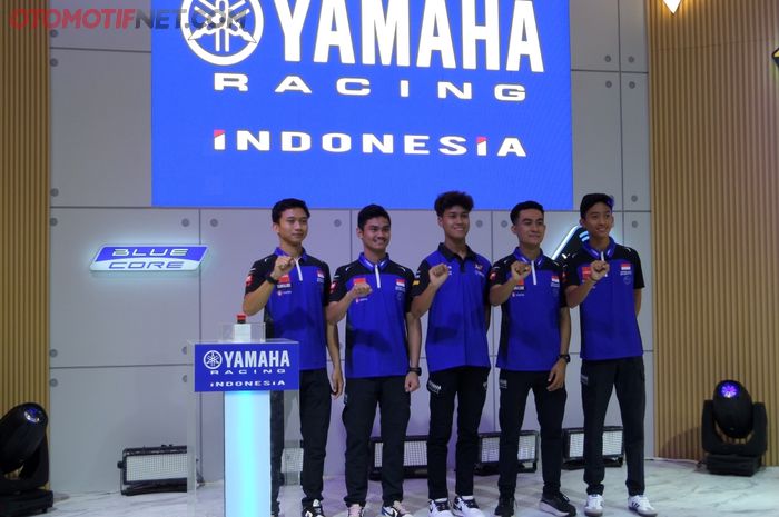 Skuad Yamaha Racing Indonesia (YRI) yang akan berlaga di World Supersport 300 (WorldSSP 300) dan Asia Road Racing Championship (ARRC) musim 2024