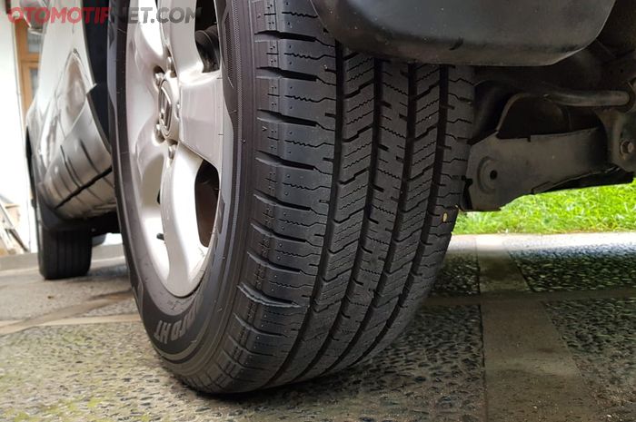 Ban mobil bekas kotor jangan disepelekan (foto ilustrasi)