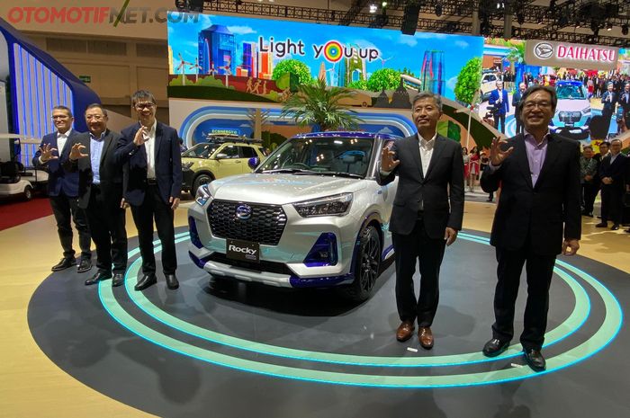 Seremoni Booth Daihatsu GIIAS 2024