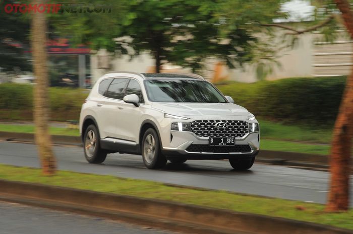 Hyundai Santa Fe G 2.5 6AT Signature