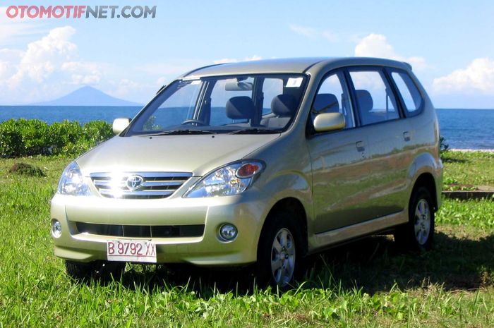 Harga Toyota Avanza 2005 bekas