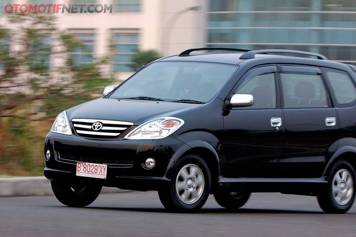 Toyota Avanza 1.3 S A/T 2004