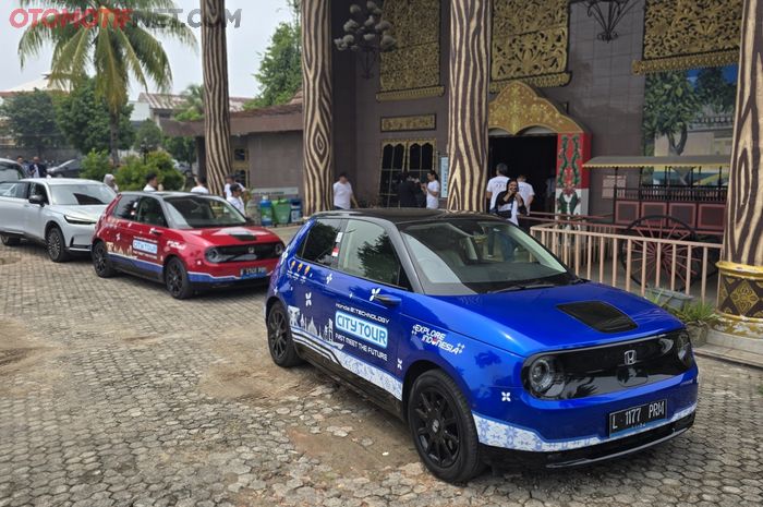 Rangkaian Honda e:Technology City Tour saat mengunjungi Museum Balaputra Dewa di kota Palembang
