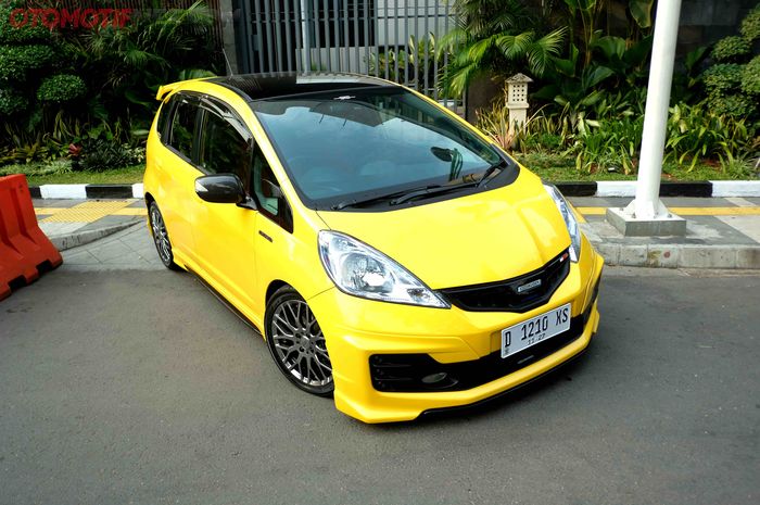 Modifikasi Honda Jazz GE8 2018 milik Geri Kaigara