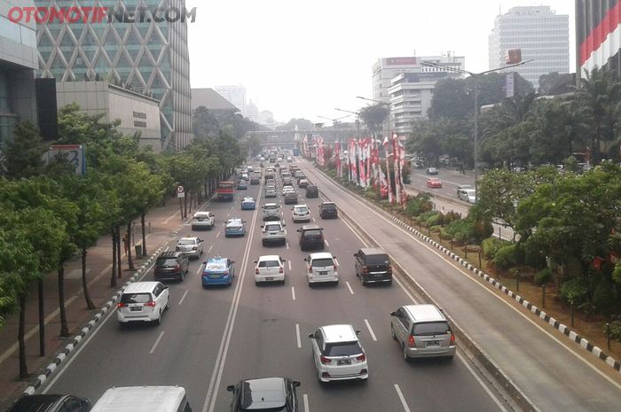 Ilustrasi jalan raya Jakarta