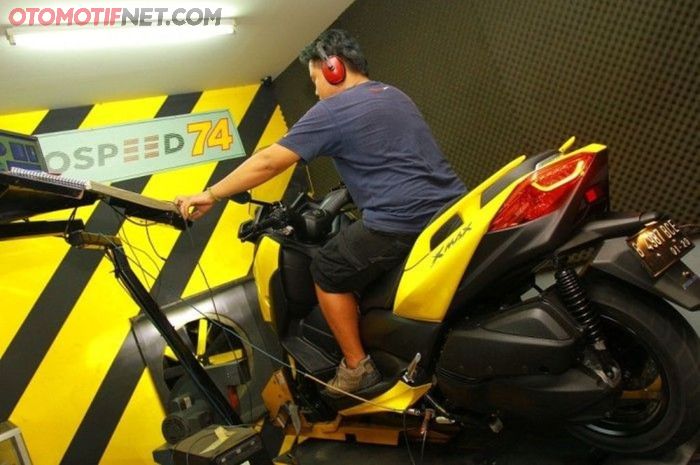 Ilustrasi Dyno tes Yamaha XMAX