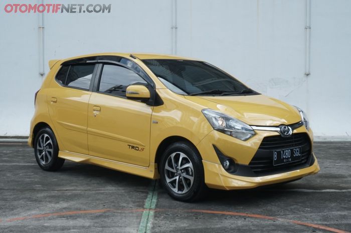 beli mobil seken atau agya seken