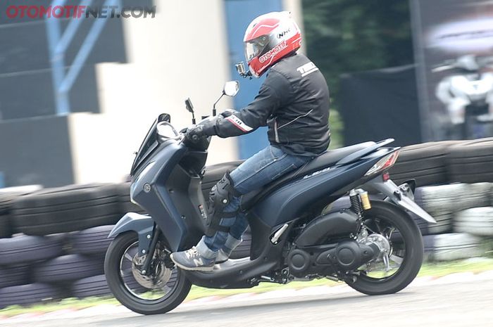 Basis Sama Mesin Yamaha Lexi Dan Aerox Boleh Beda Kubikasi Tenaganya Hanya Selisih 3 Dk Gridoto Com