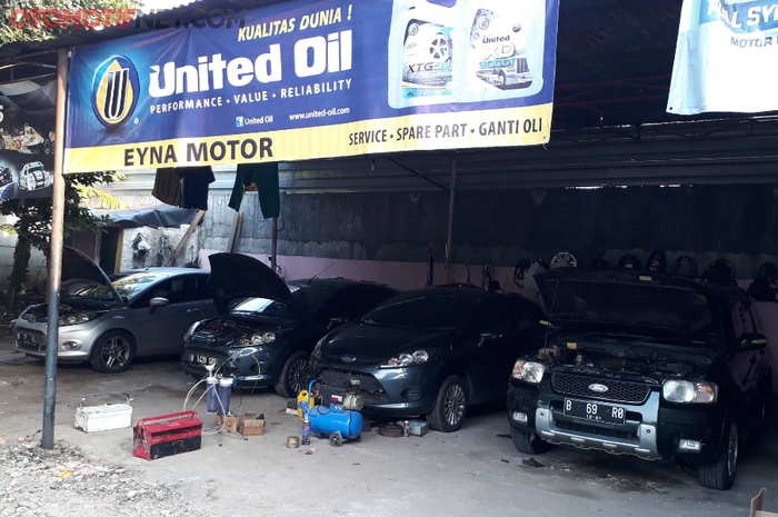 Eyna Motor, salah satu bengkel spesialis Ford