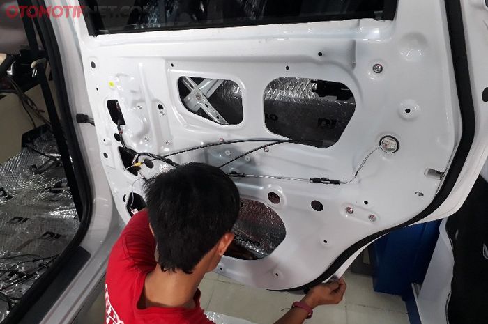 Kenalin Nih...Jenis Peredam Kabin, Melenyapkan Suara Bising di Mobil