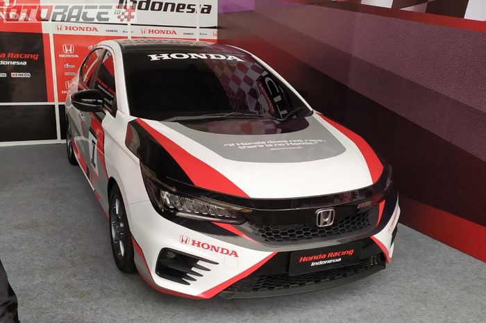 Konsep modifikasi Honda City Hatchback yang akan digunakan untuk tim pabrikan, Honda Racing Indonesia di tahun 2022. 