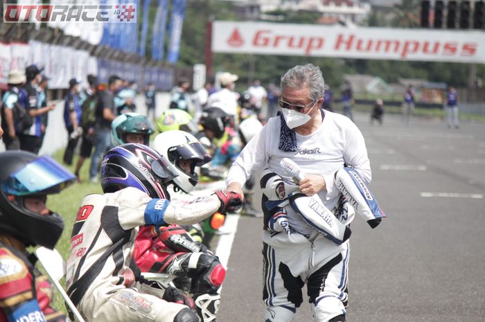 Minoru Morimoto resmi pensiun dari karier balapnya. Yamaha Endurance Festival 2021 di sirkuit Sentul jadi balapan penutupnya. 