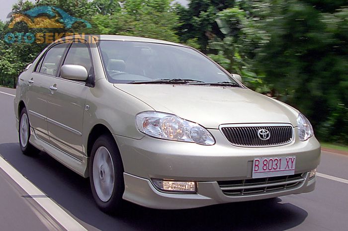 Ilustrasi Toyota Corolla Altis