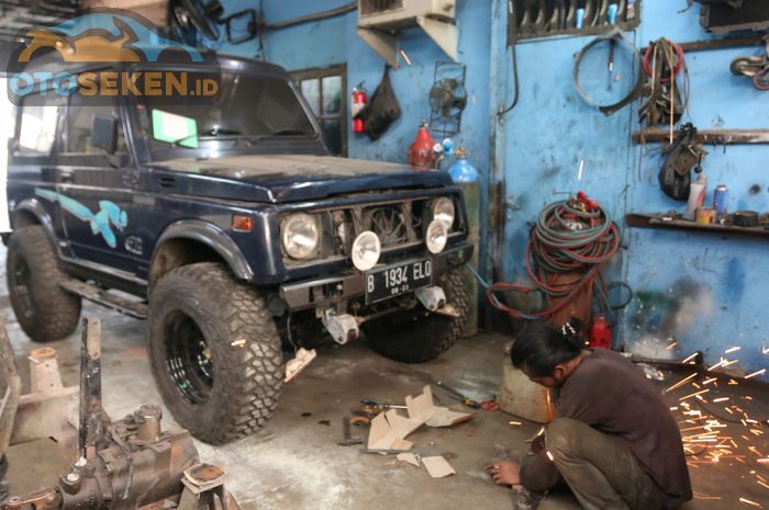 Modifikasi konstruksi kaki-kaki Jimny lama biar senyaman Jimny baru