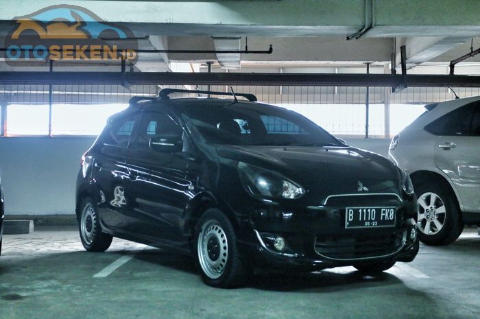 Mitsubishi Mirage milik Sena tampil nyentrik pakai pelek kaleng