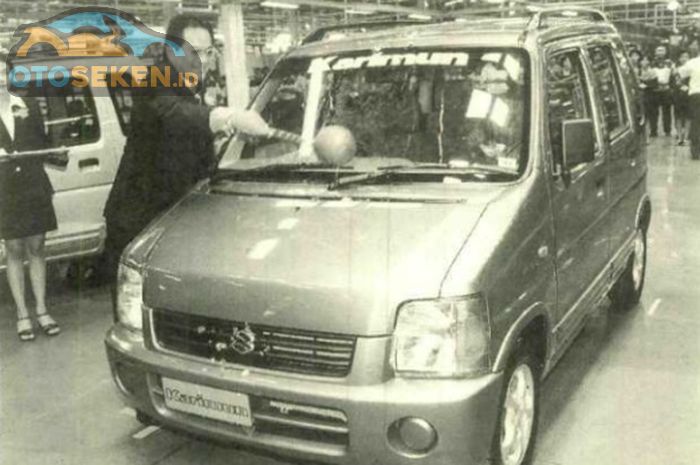 Peluncuran Suzuki Karimun di hari 'Kiamat' 9/9/1999