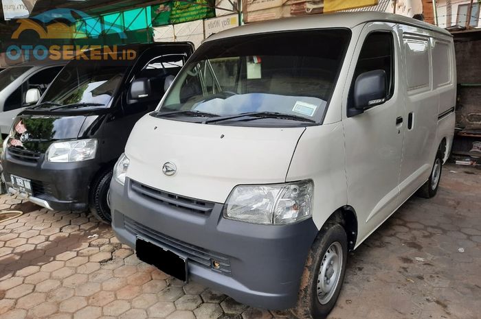 Daihatsu Gran Max Blind Van dan Pikap