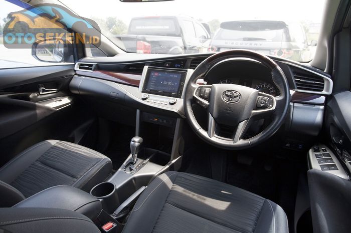 Ilustrasi Toyota Kijang Innova Reborn Diesel