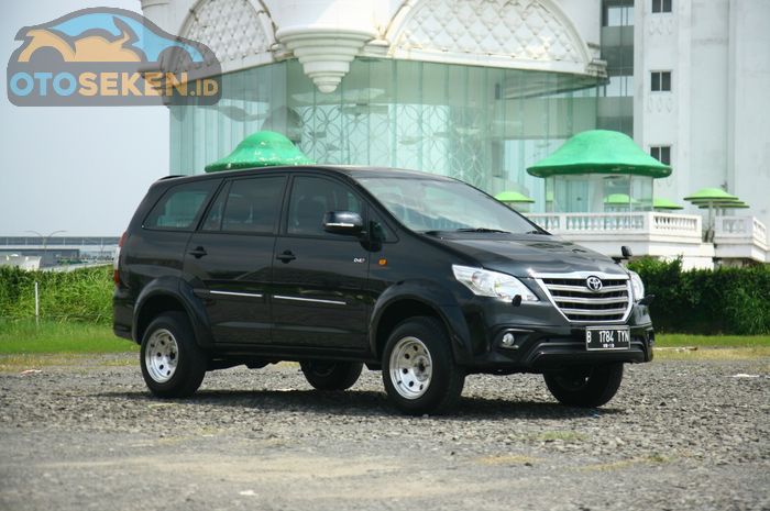 Toyota Kijang Innova 2.5G 2014