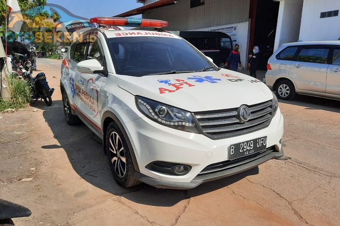 DFSK Glory 580 Disulap Menjadi Mobil Ambulans