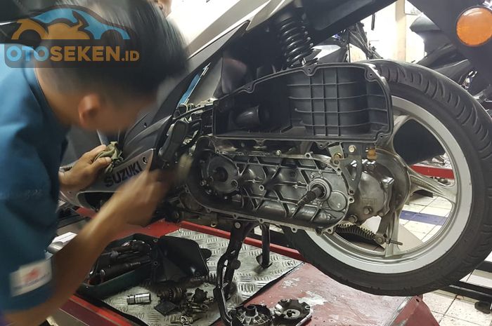 Kapan sebaiknya servis CVT motor matic Suzuki ?