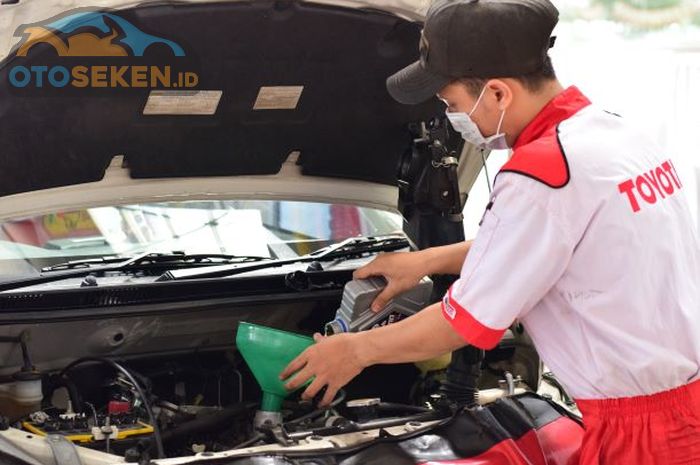 Ganti oli mobil diesel
