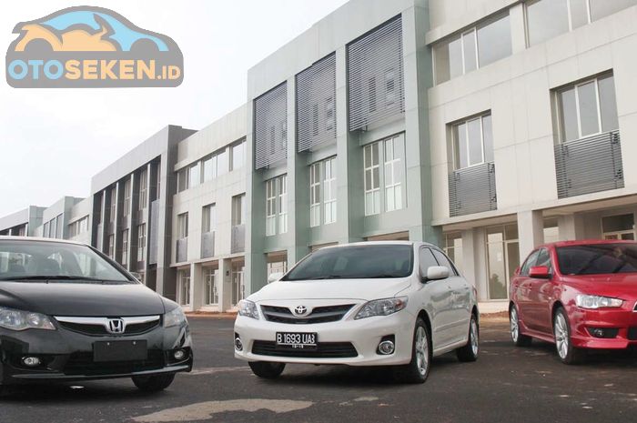 Honda Civic FD, Corolla Altis, dan Lancer EX