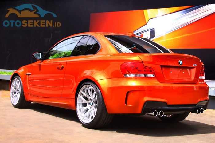 Body Belakang BMW1 M Coupe 2011