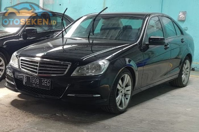 Mercedes-Benz C200 CGI 2013 eks taksi Silver Bird