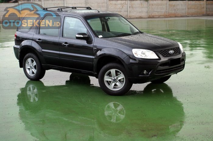 Ford Escape 2.3 Facelift 2010 AT