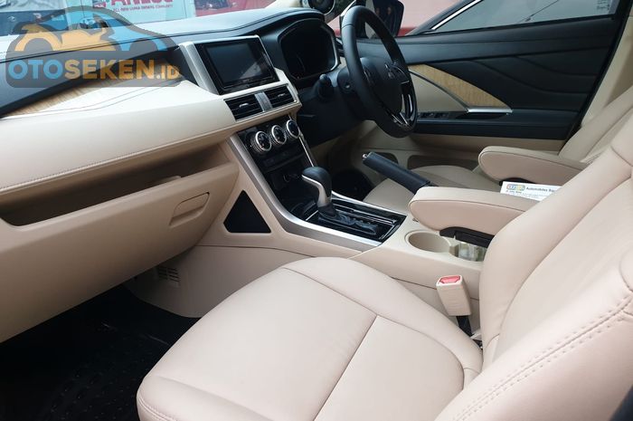 Interior Mitsubishi Xpander Modifikasi