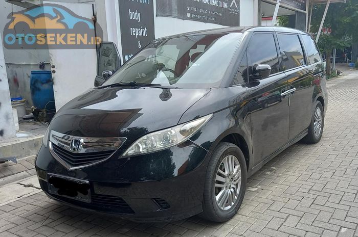 Honda Elysion di bengkel Irfan Auto