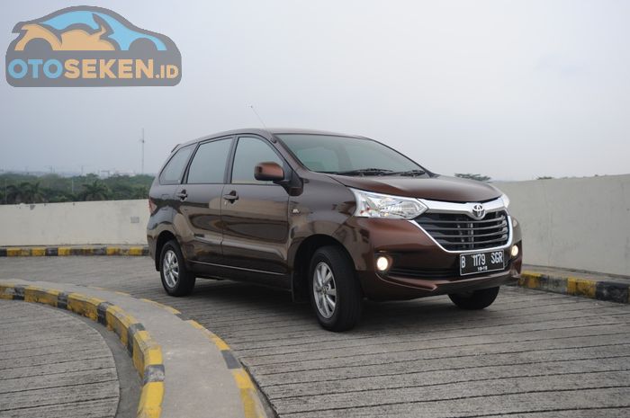 Harga mobil bekas Toyota Avanza 