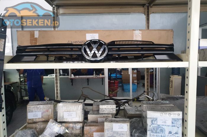 Bazar onderdil VW di VW Pantai Indah Kapuk (PIK)